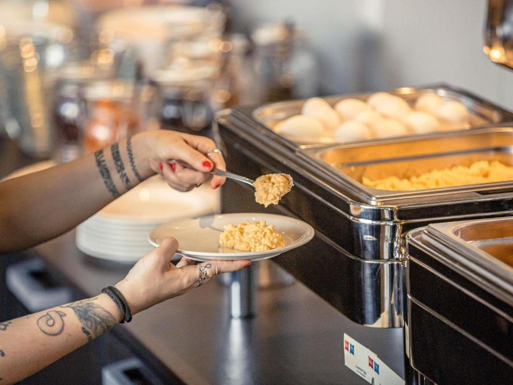 ibis budget Lugano Paradiso - Resim 20