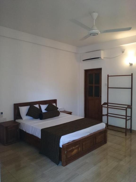 Isanka Lion Lodge - 2