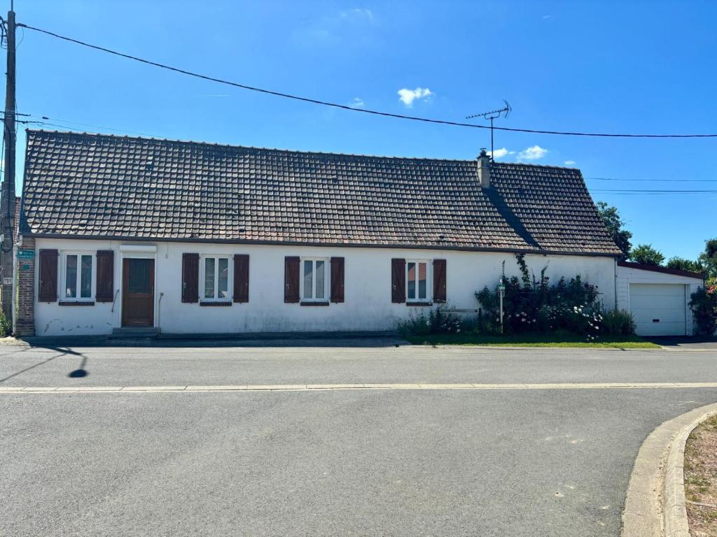 Το κτήριο όπου στεγάζεται  the country house