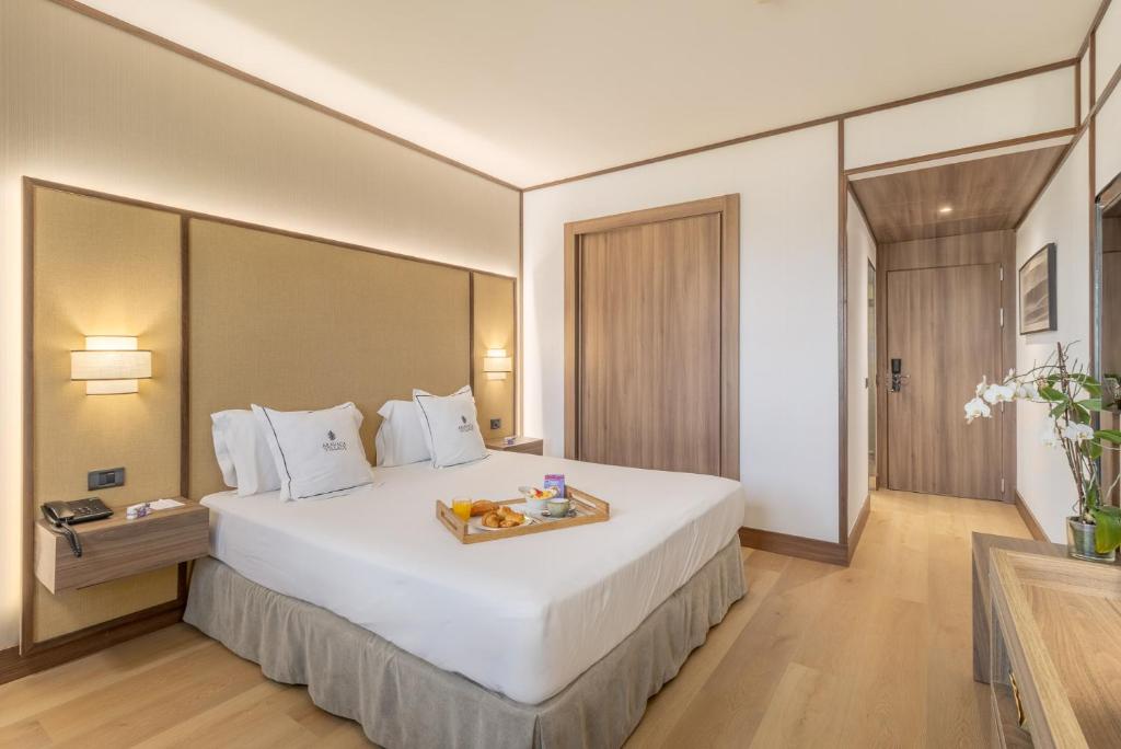 Aravaca Village Hotel - Resim 45