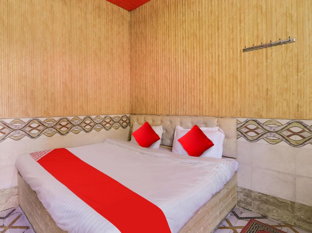 Gallery image of Hotel O Krishna Red Rose Guest House in Bhīm Tāl