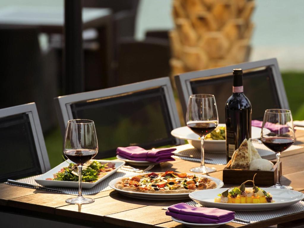 Ibis Abu Dhabi Gate - Resim 36