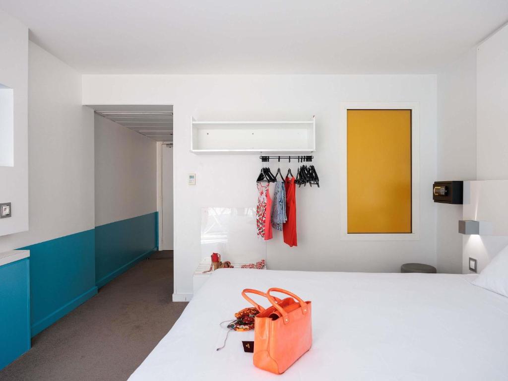 Ibis Styles Menton Centre - Superior Double Room With Balcony