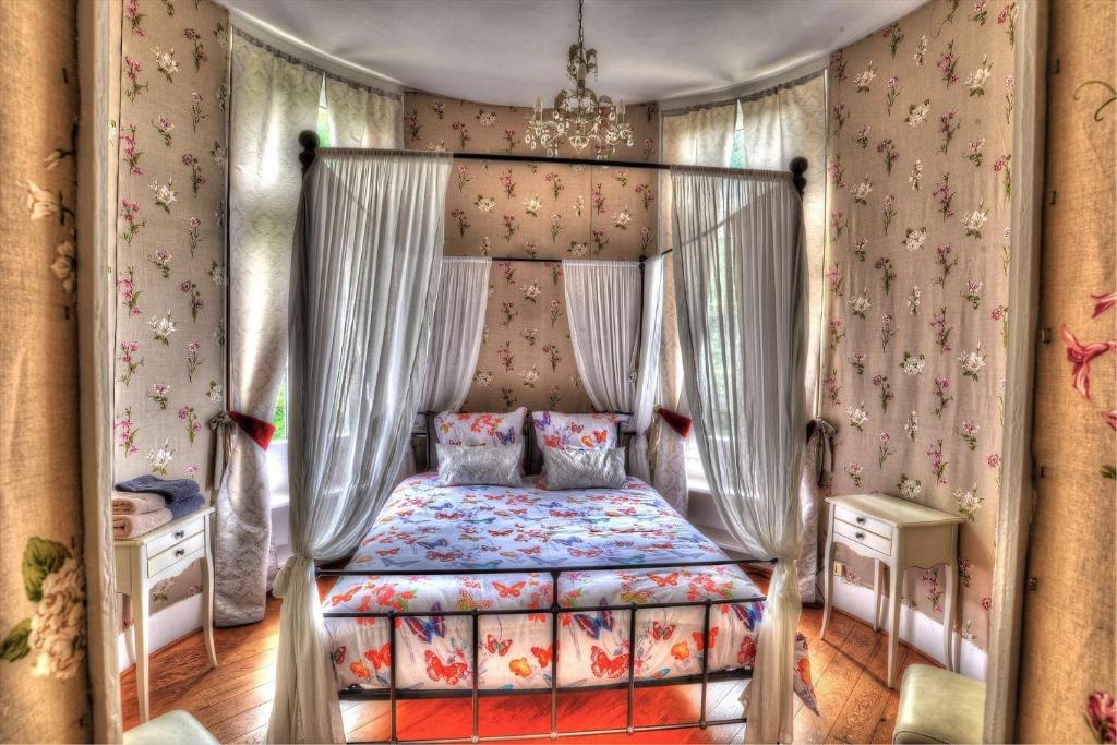 Château De Blavou Normandie - Suite Lit Queen-Size De Luxe