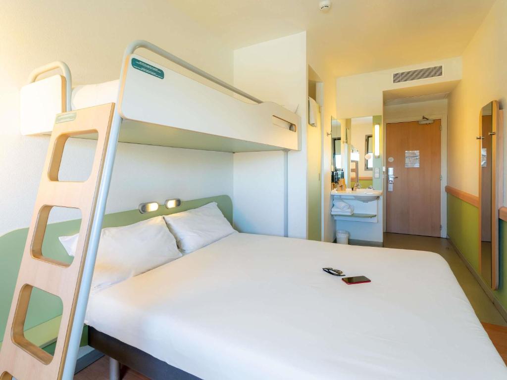 Ibis Budget Madrid Vallecas - Resim 11