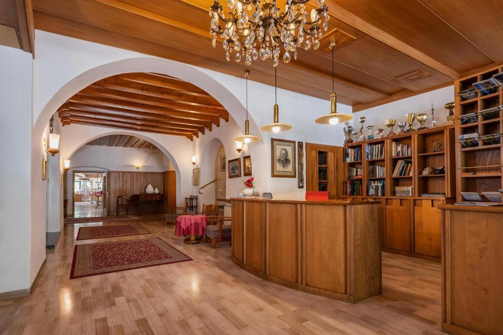 Hotel Eller