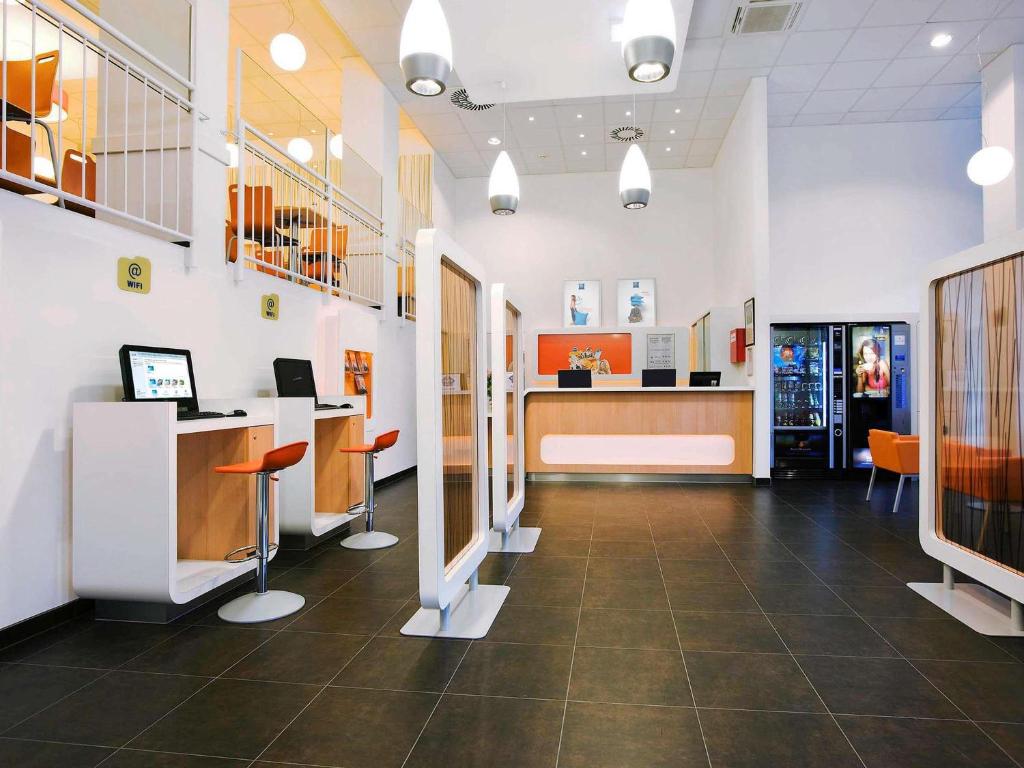 Ibis budget Wien Messe - Resim 6