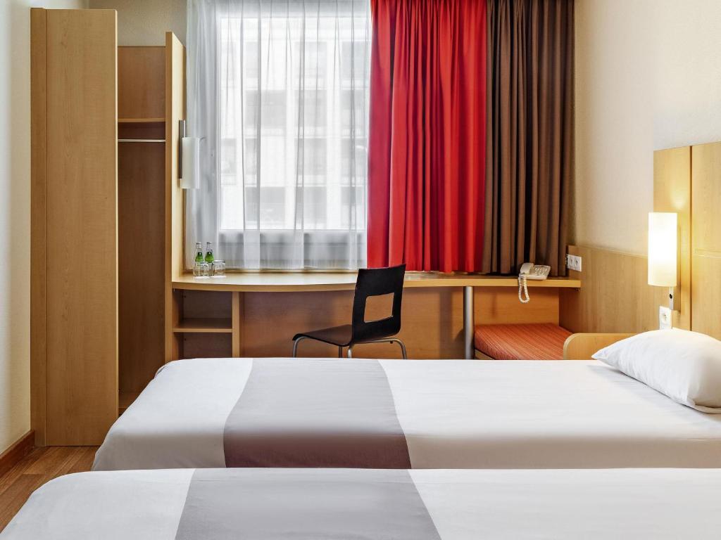 ibis Warszawa West Station - Resim 15