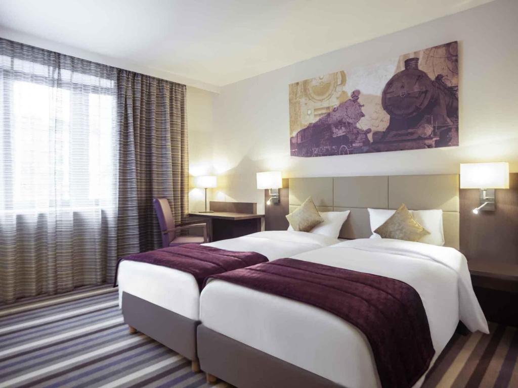 Mercure Hotel Brussels Centre Midi - Resim 2