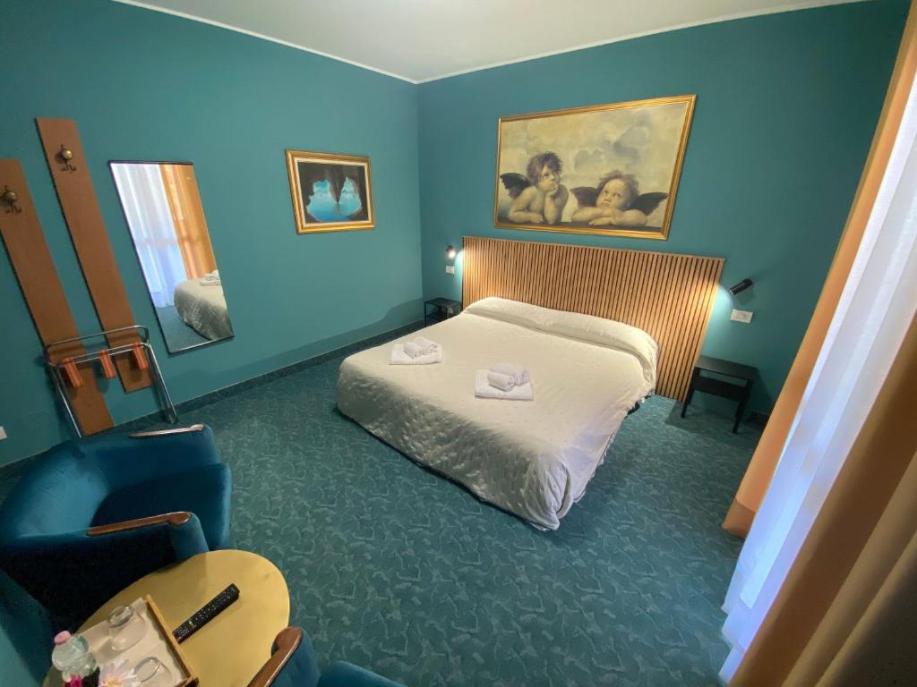 Hotel Rey's - Error