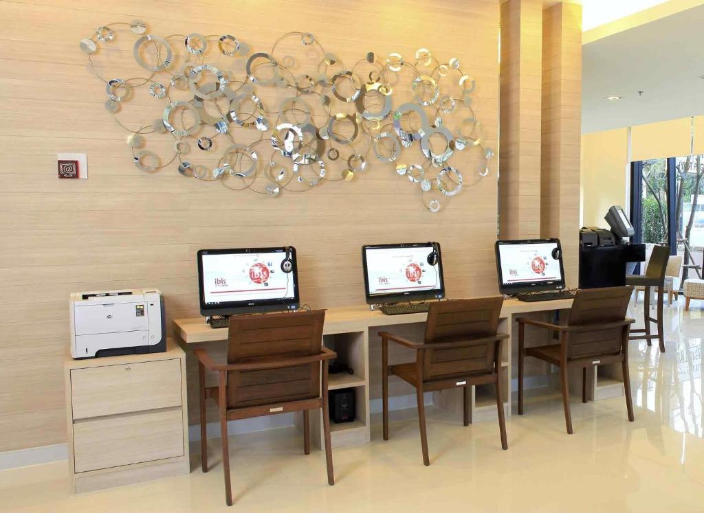 Ibis Hua Hin - Resim 3