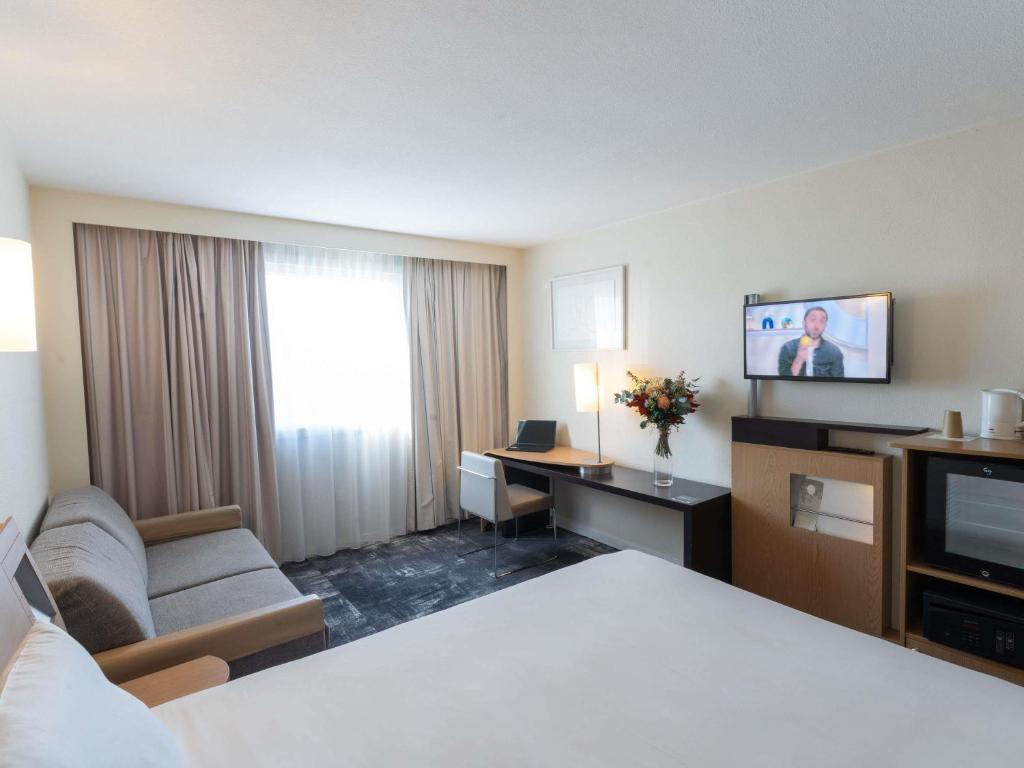 Novotel Nantes Centre Bord de Loire - Resim 11