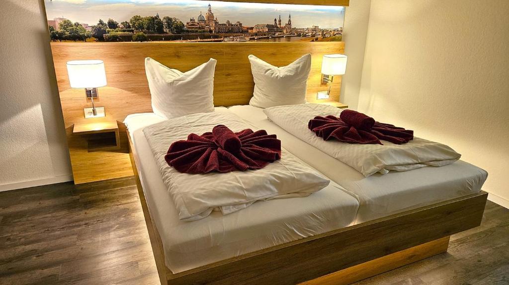 
Deluxe Double Room with Shower
