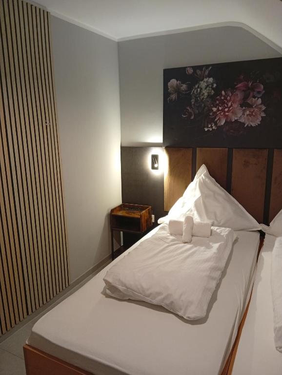 Niehler Hotel - Resim 38