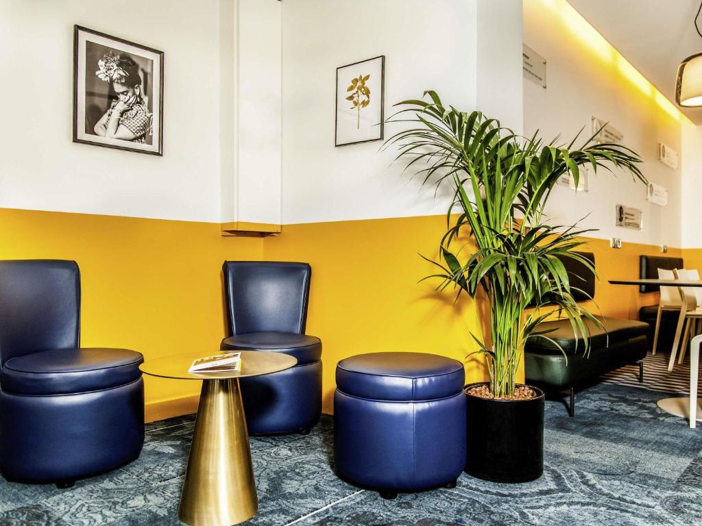 ibis Styles Paris Cadet Lafayette - Resim 6