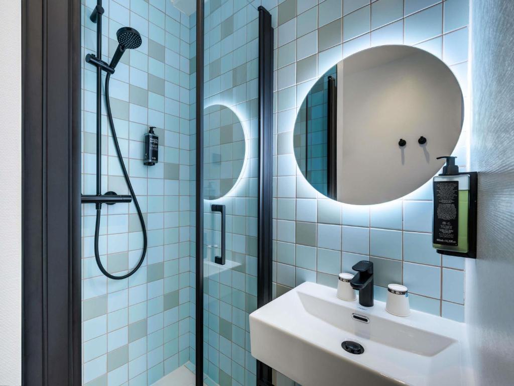 ibis Styles Paris Cadet Lafayette - Resim 20