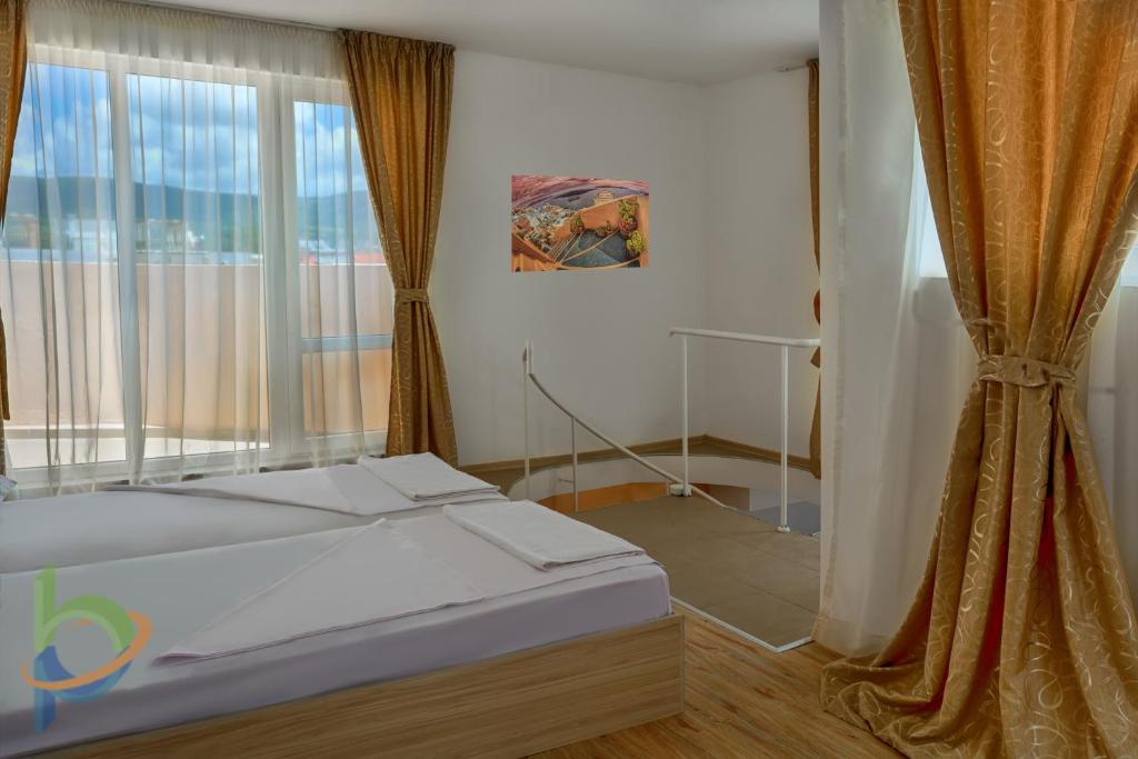 Vanilla Garden Apartments - Maisonette De Um Quarto Com Varanda
