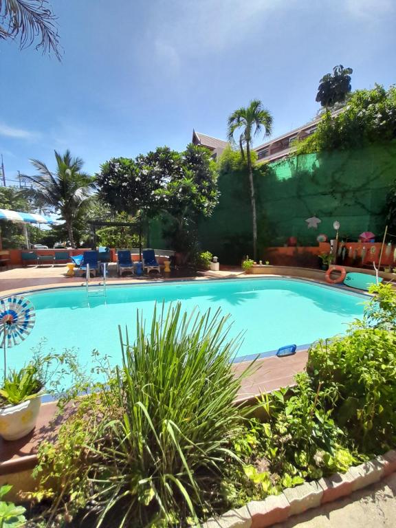 Beach Hotels Patong - PORTER Boutique hotels, Pantai Patong (harga