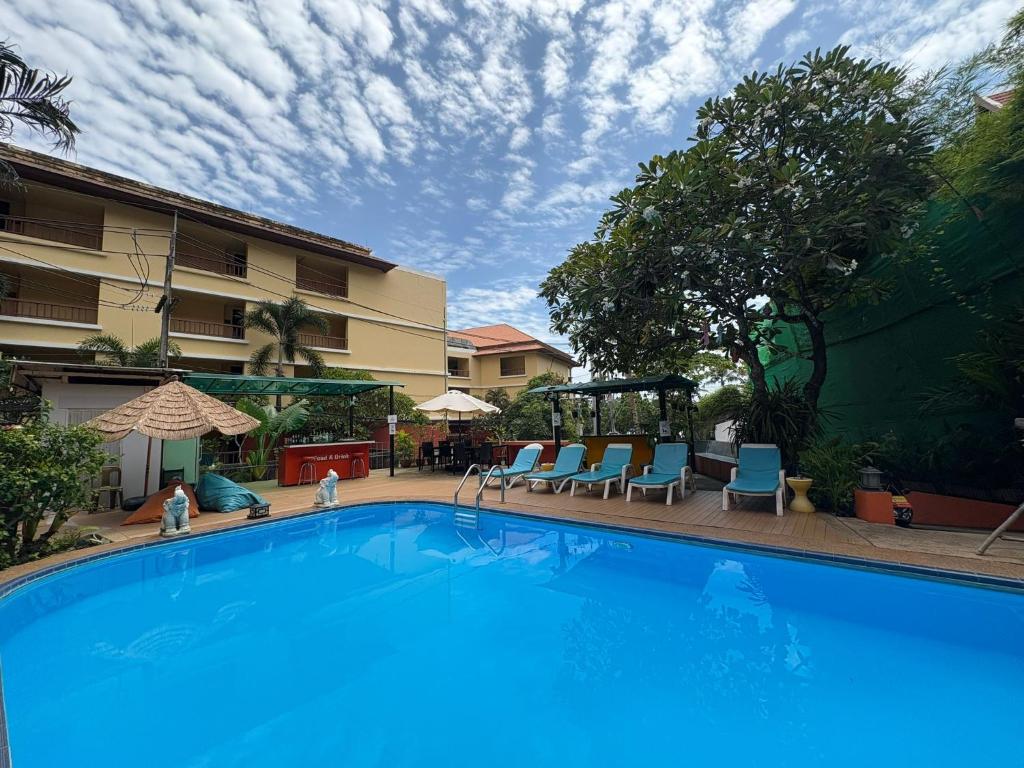 Beach Hotel Patong - PORTERHOUSE Boutique hotel - Resim 21