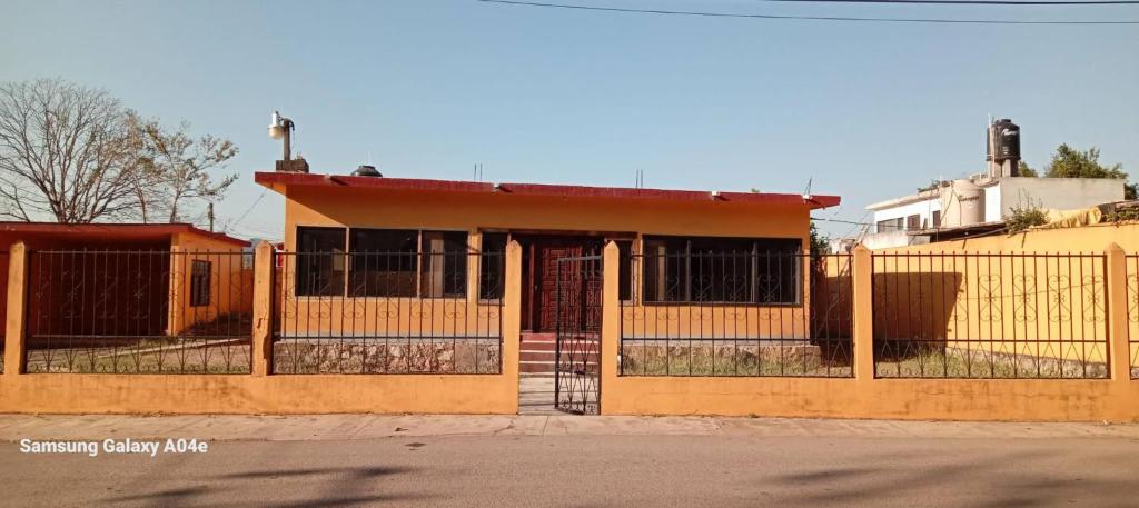 Budova, kde se prázdninový dům nachází