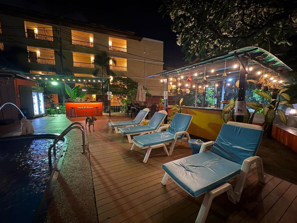 Beach Hotel Patong - PORTERHOUSE Boutique hotel - Resim 22