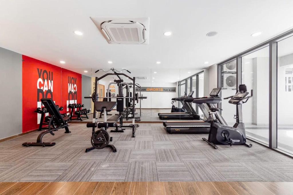 Γυμναστήριο ή/και όργανα γυμναστικής στο MT Eastmark city serviced room-apartment