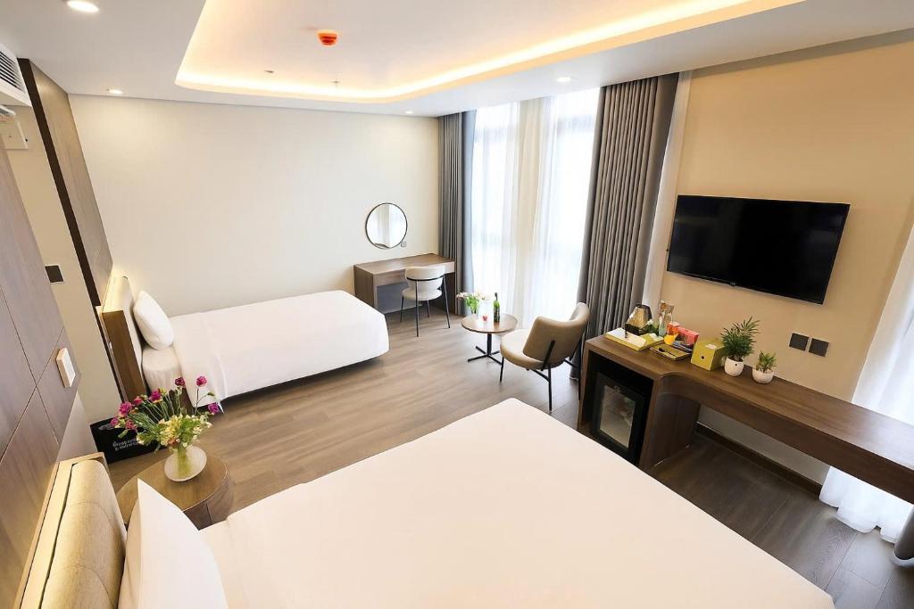 Nature Hotel - Lac Long Quan, H&agrave; Nội (cập nhật gi&aacute; năm 2026)