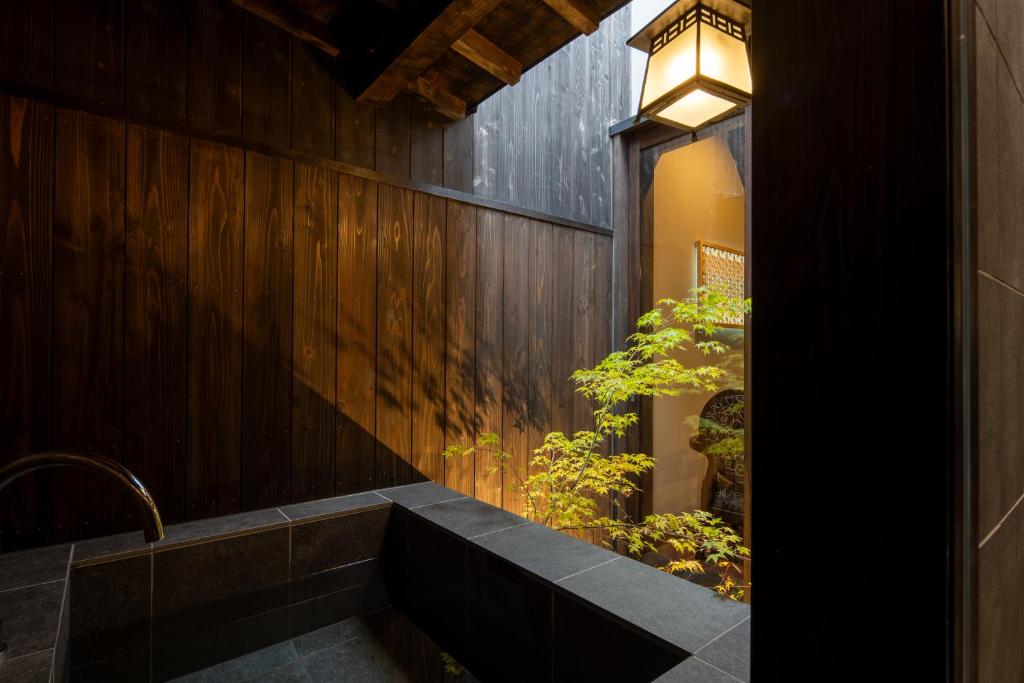 上黒門町葵
