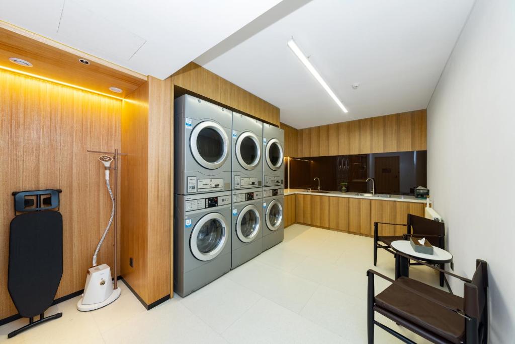 Hefeng Xinyi Hotel 和风心驿酒店劲松店 photo