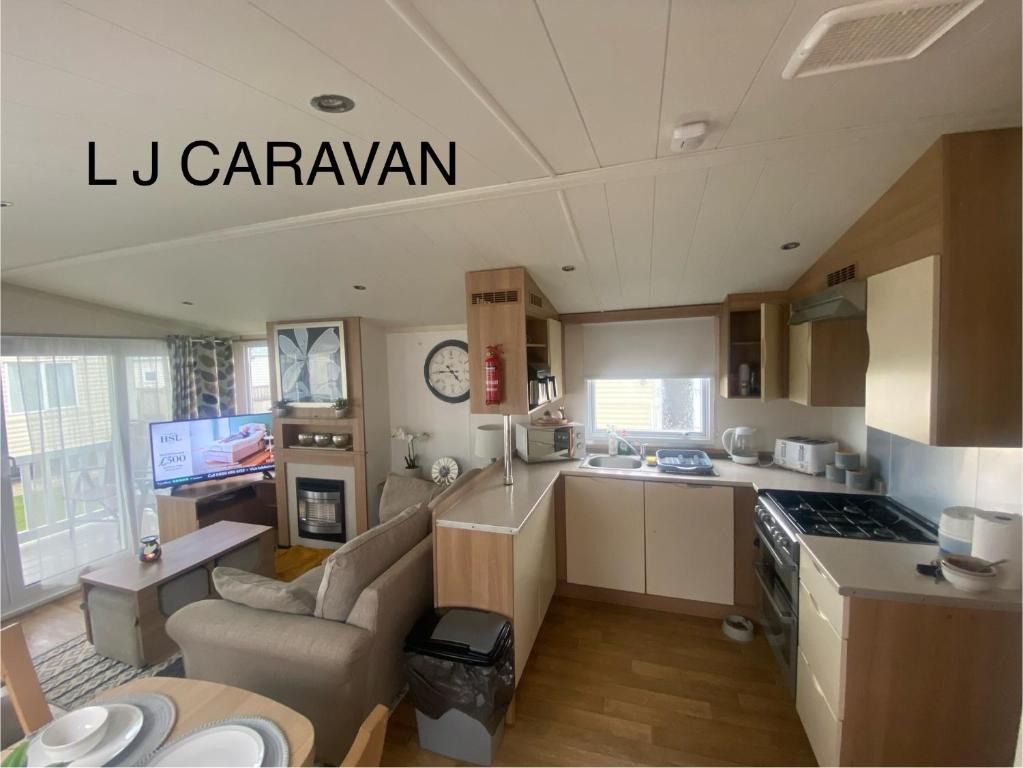 Η κουζίνα ή μικρή κουζίνα στο Caravan winkups