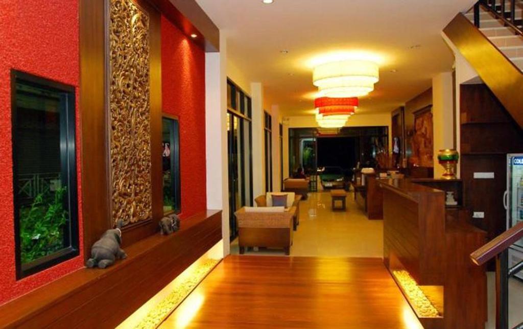 Posezení v ubytování Nicha Suite Hua Hin Hotel