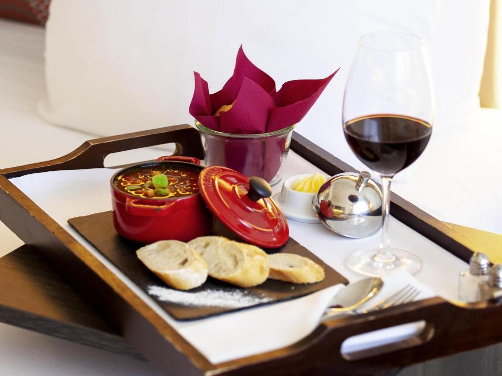 Novotel Basel City - Resim 44