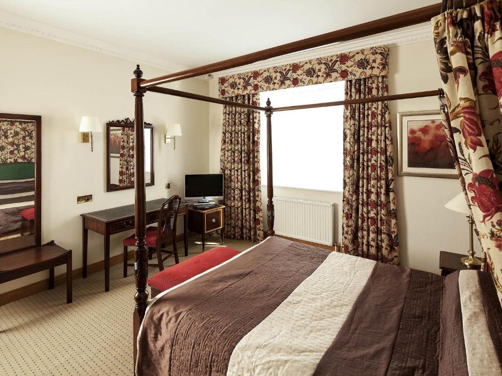 Mercure York Fairfield Manor Hotel - Resim 2