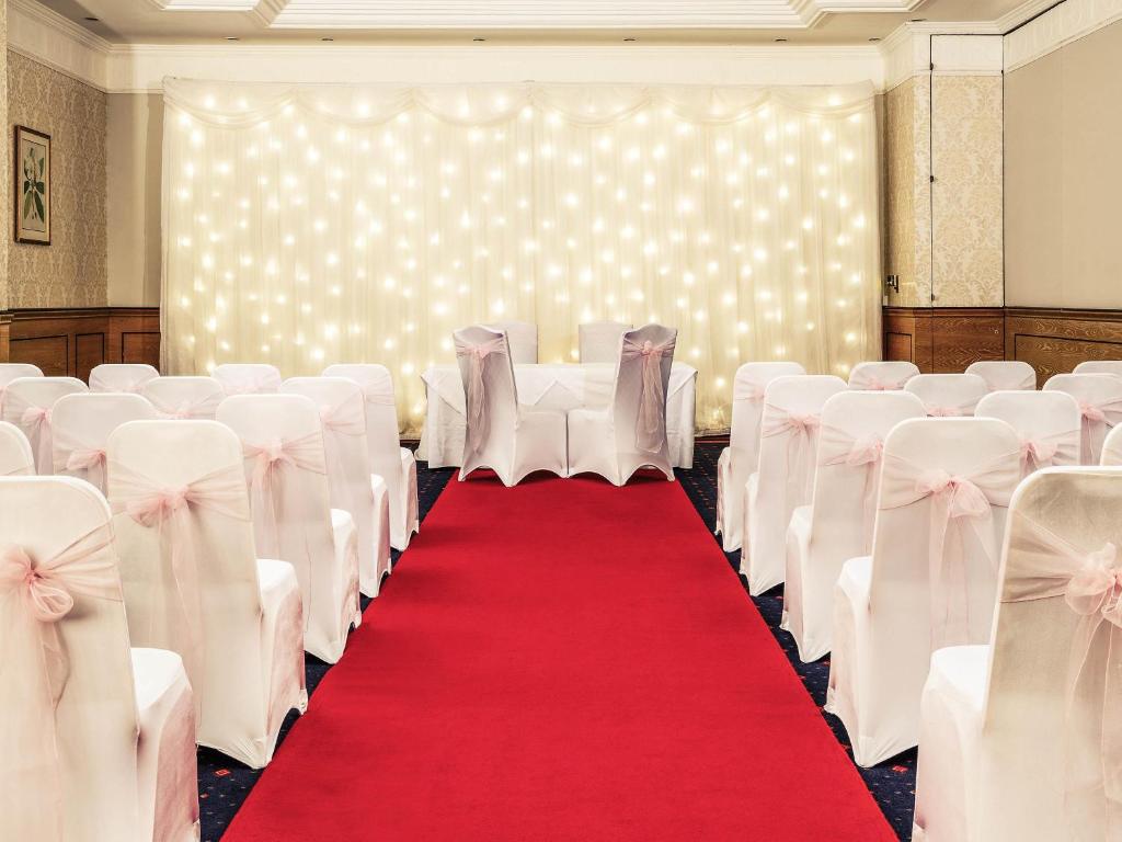 Mercure York Fairfield Manor Hotel - Resim 39