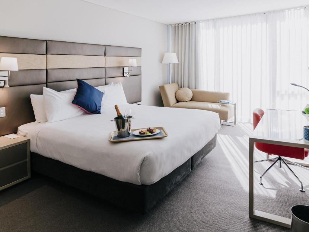 Novotel Newcastle Beach - Resim 15