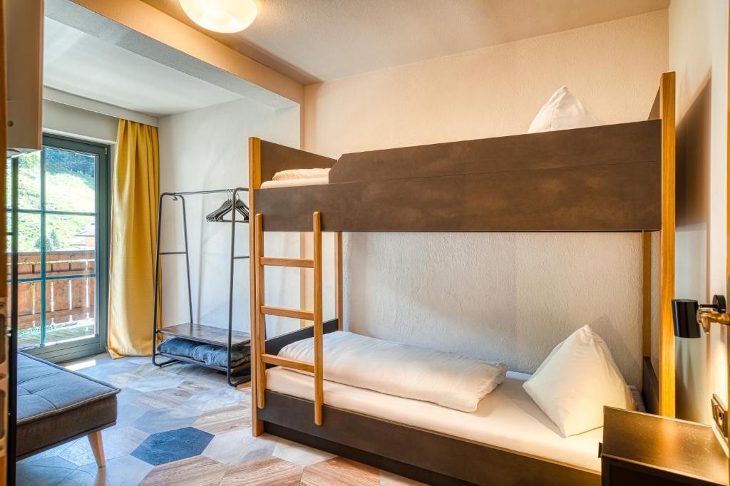 Boutique House happYellow Saalbach - 11