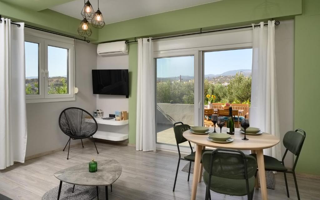 TV a/nebo společenská místnost v ubytování Dioni Lux