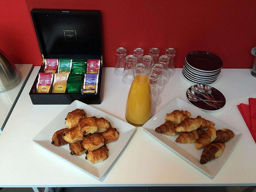 ibis Styles Montpellier Centre Comedie - Resim 22