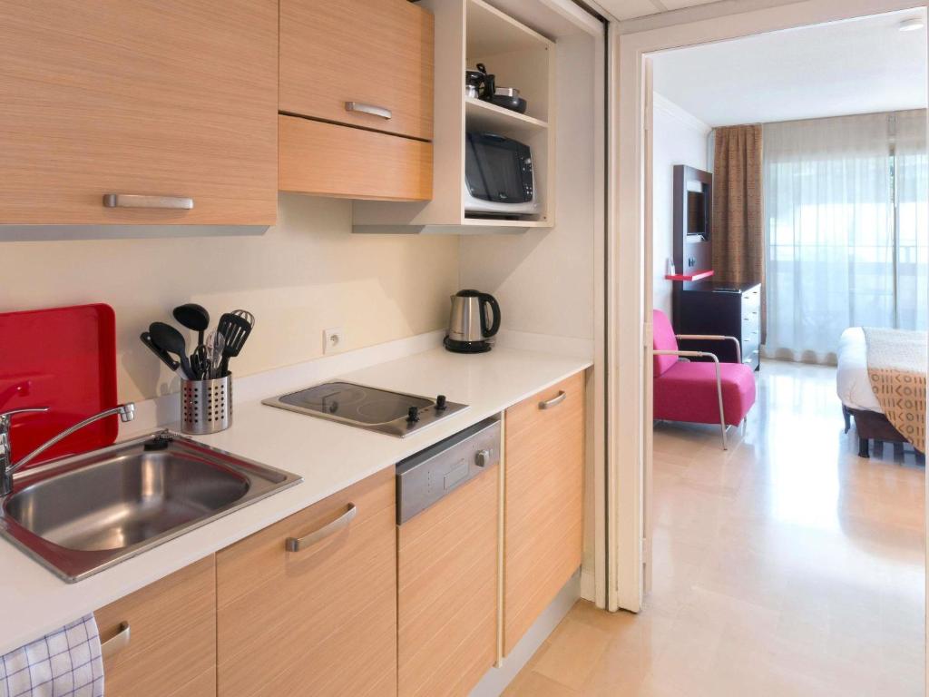 Aparthotel Adagio Nice Promenade des Anglais - Resim 19
