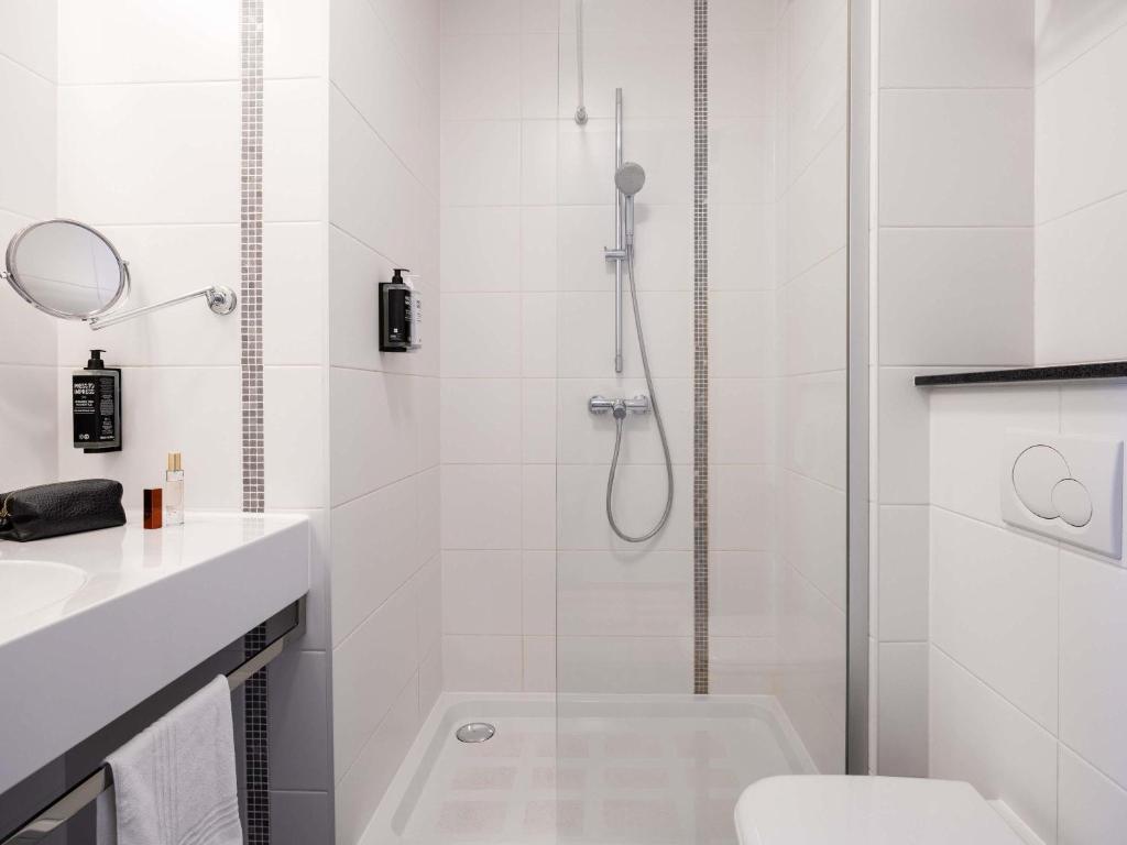 ibis Styles Hotel Brussels Centre Stéphanie - Resim 3