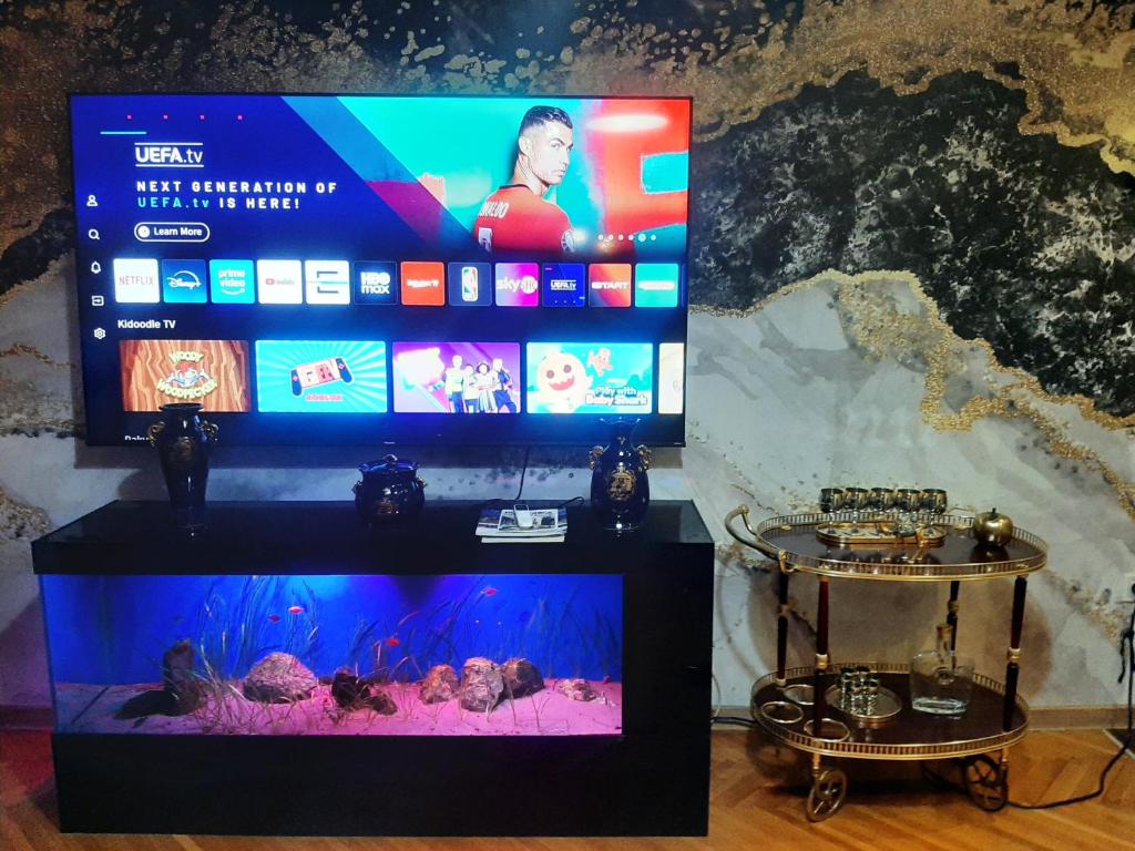 Φωτογραφία από το άλμπουμ του Stylish Queen Downtown στην Ποντγκόριτσα