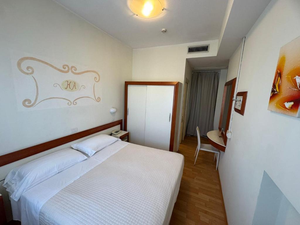 Hotel Aristeo Rimini fronte mare