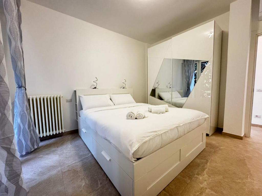 2 bedrooms, wifi, airco, near San Siro by Kibilù Affitti Brevi