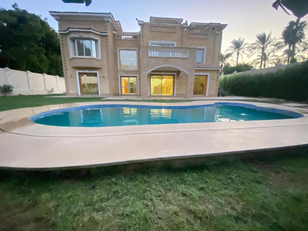 Bazén v ubytování Selora Villa nebo v jeho okolí