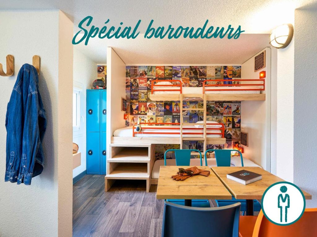 HotelF1 Paris Saint Ouen Marché Aux Puces - Resim 11