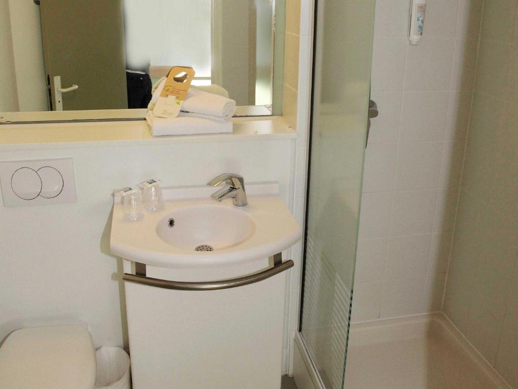 Hotel Ibis Budget Nice Palais Nikaia - Resim 3