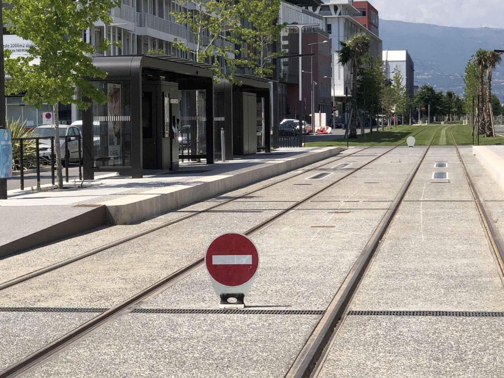 Hotel Ibis Budget Nice Palais Nikaia - Resim 29