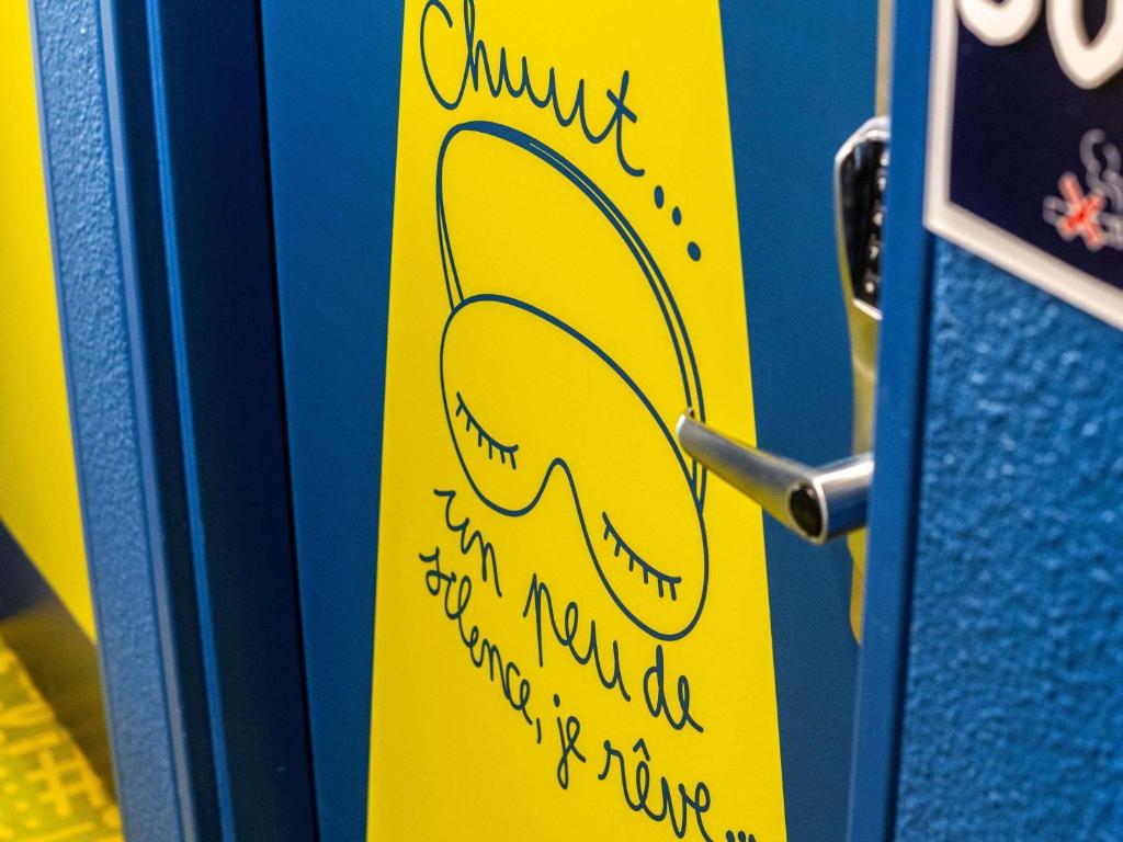 ibis budget Reims Thillois - Resim 19