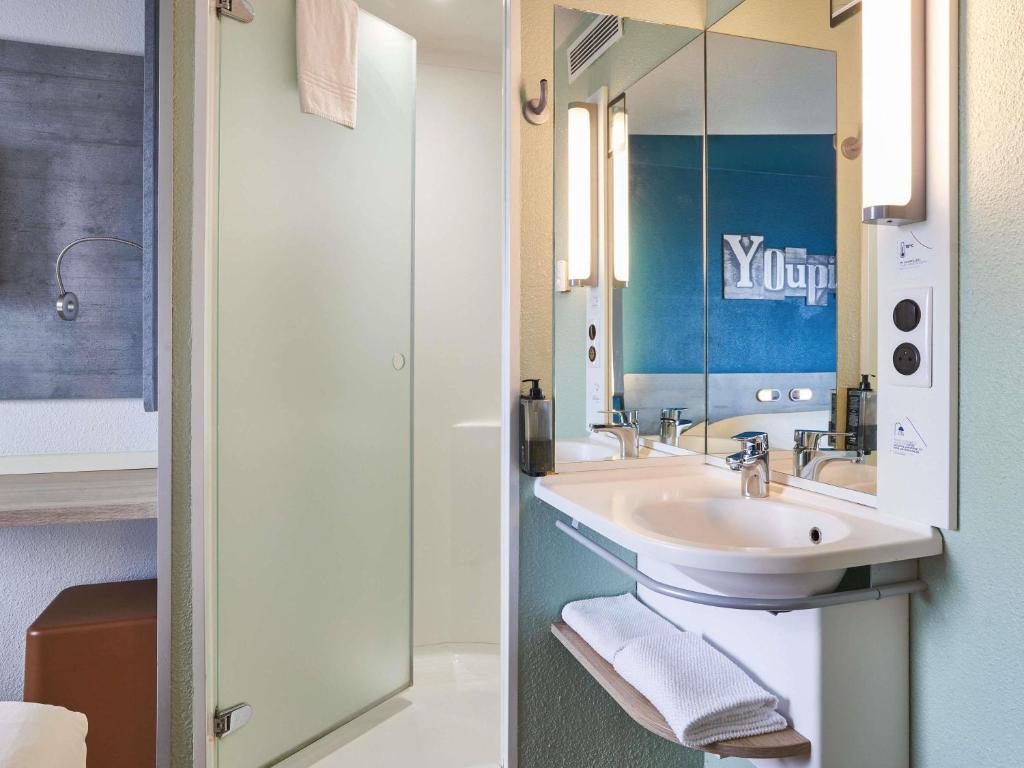 ibis budget Bordeaux Centre - Gare Saint Jean - Resim 24