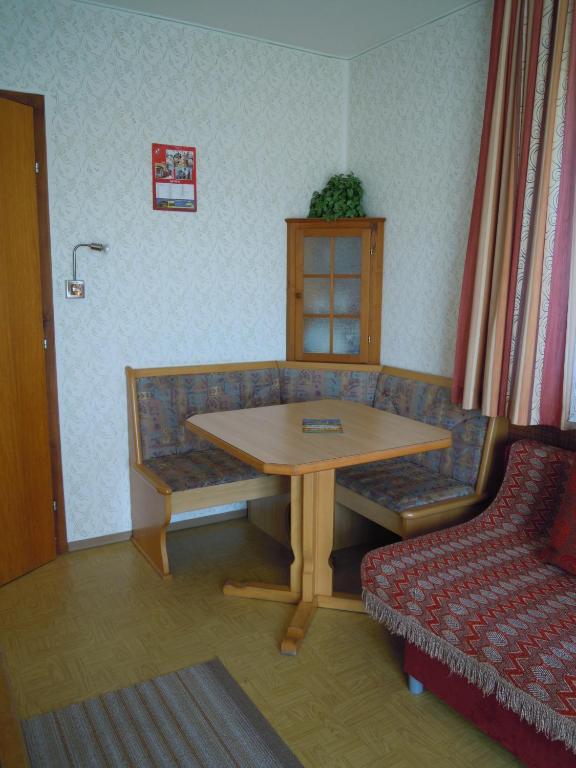 Fotografie z fotogalerie ubytování Gästehaus Jedinger v destinaci Oberhofen am Irrsee